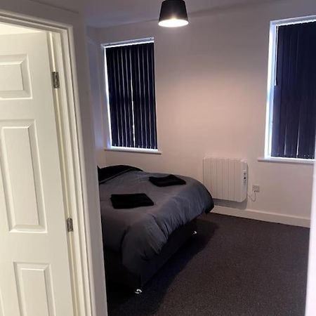 #4Bs 1 Bed Serviced Apartment ดาร์บี ภายนอก รูปภาพ