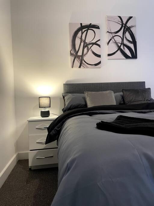 #4Bs 1 Bed Serviced Apartment ดาร์บี ภายนอก รูปภาพ